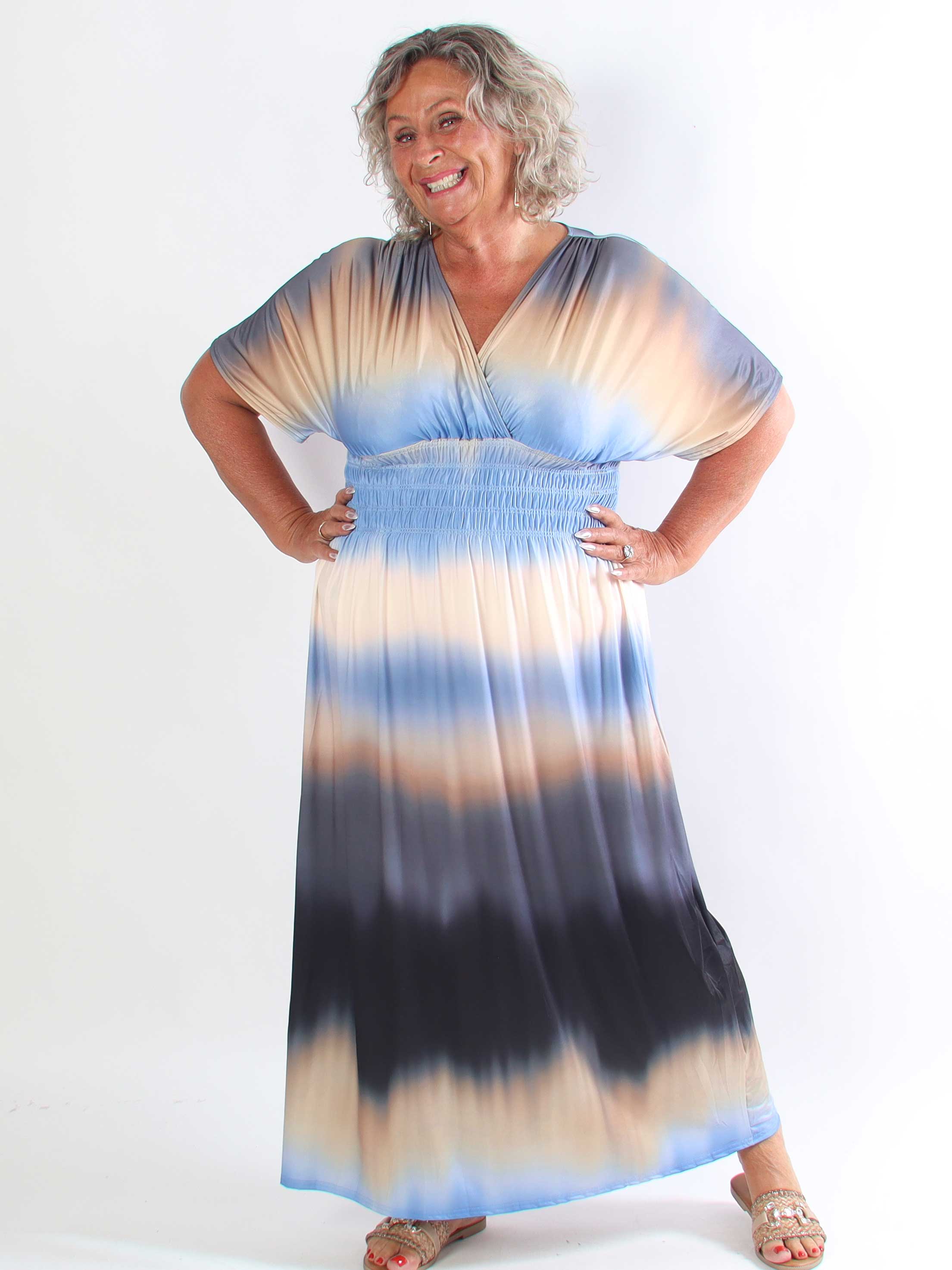 Pams Batik - Elastisk plus size flerfarvet kjole med smock i livet